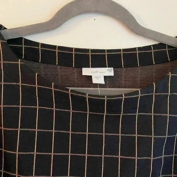 NWT J. Jill Ponte Knit Button Sleeve Top Blouse Black Camel Size Medium - Picture 5 of 10